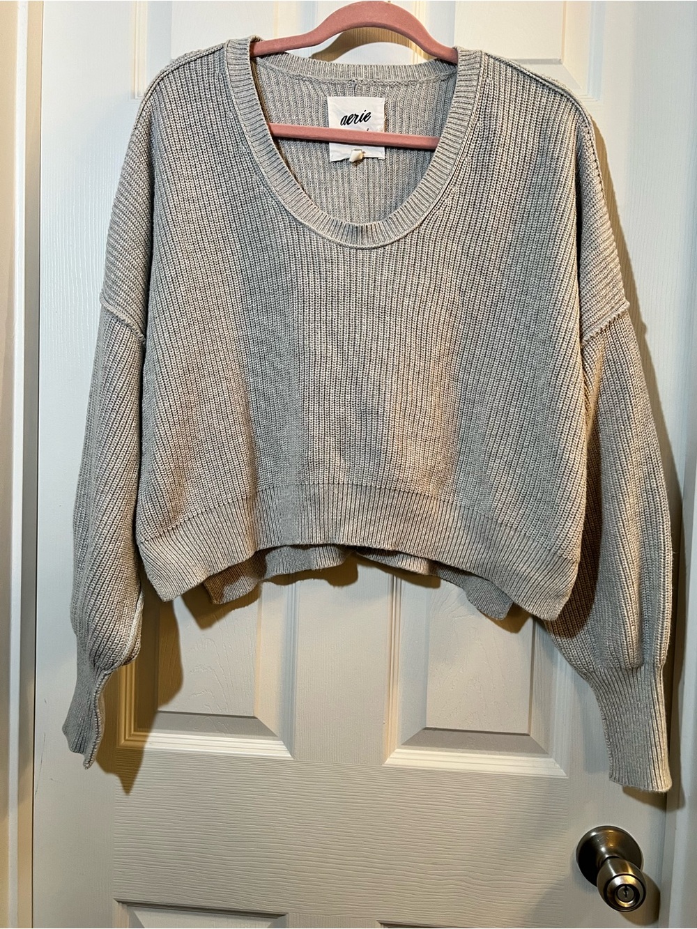 đŚ aerie Boxy Cropped Ribbed Sweater - Light Gray size medium